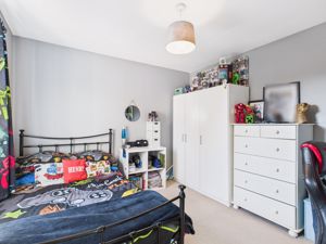 Bedroom- click for photo gallery